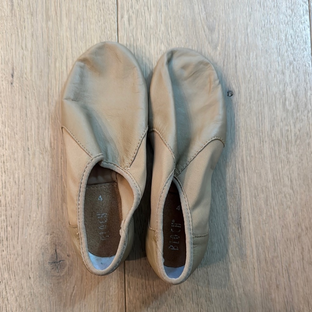 Girls Tan Leather Ballet Flats